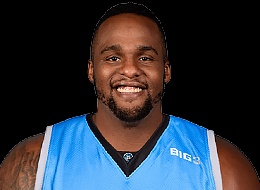 昔日冠军中锋重获自由;“大宝贝”戴维斯结束监禁生涯。 体育新闻