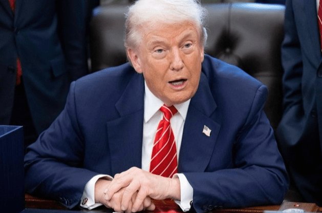  霍尔木兹海峡局势紧张；达利欧发出严重警示；全球秩序面临考验。 新闻