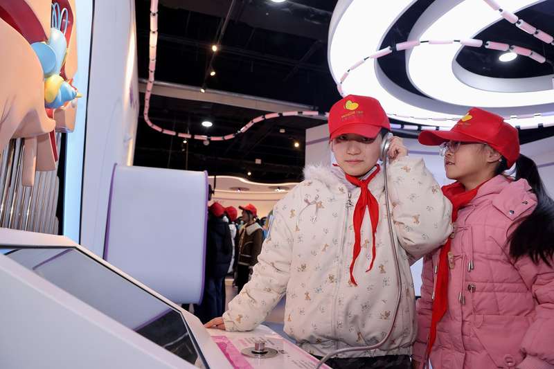  焦虑与沉浸的博弈：如何通过体验经济重构感知边界 情感心理