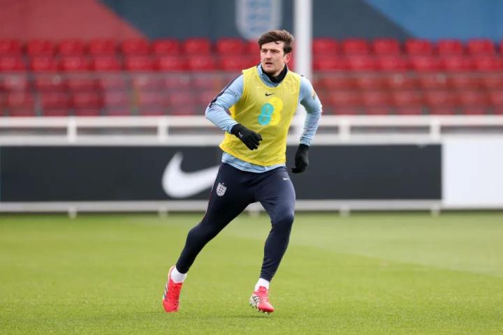  职业困局与价值重构：职业球员的留队逻辑并非情感驱动 体育新闻