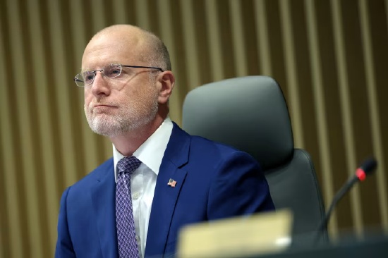 总感觉客服听不懂?FCC新规如何重构我们的沟通体验 总感觉客服听不懂?FCC新规如何重构我们的沟通体验