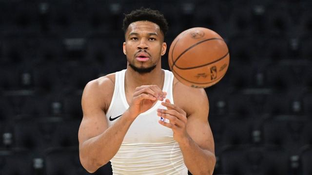  【深度复盘】球员健康管理权归属之辩：当“玻璃人”标签遭遇巨星上场诉求 体育新闻