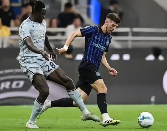  技术报告：索莱适配性全解析——数据视角下的“国米后防最优解” 体育新闻